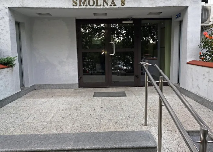 Smolna Favorite